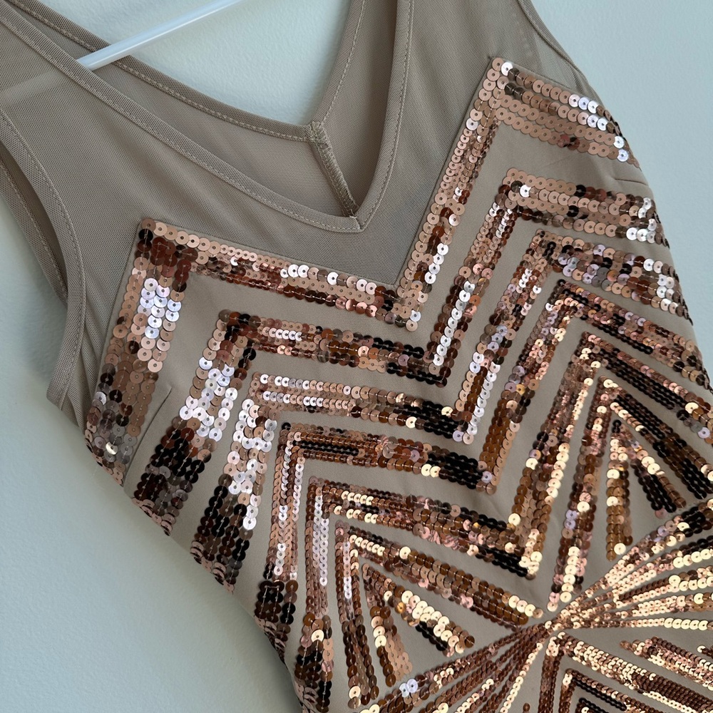2B Bebe sequin dress ✨